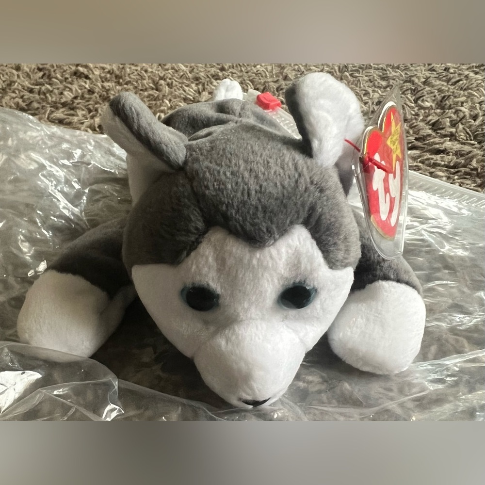 Ty Beanie Baby Nanook the Husky Retired.